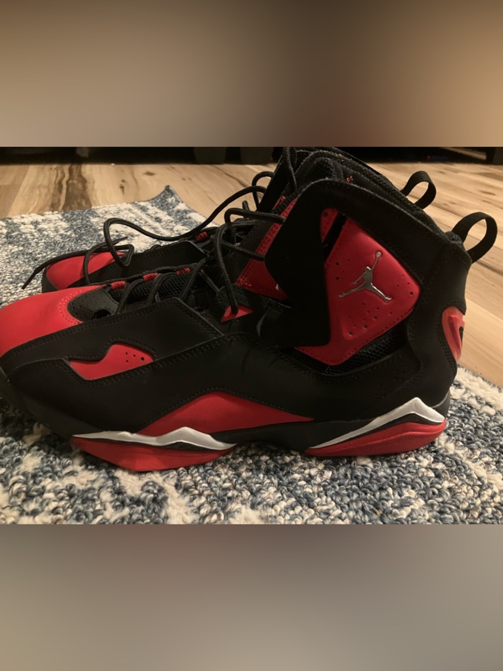 Jordan true flight black red